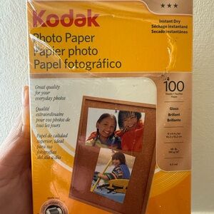 Kodak new in package, glossy 100 sheet photo printing paper